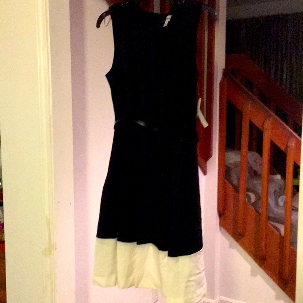 Sleeveless Black dress